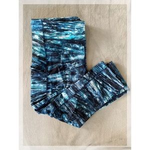 Lululemon Speed Up Crop 21” Tidal Multi - pockets!